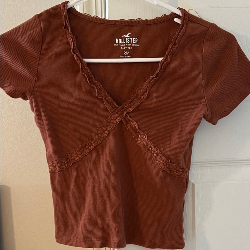 Hollister Women's Rust Blouse